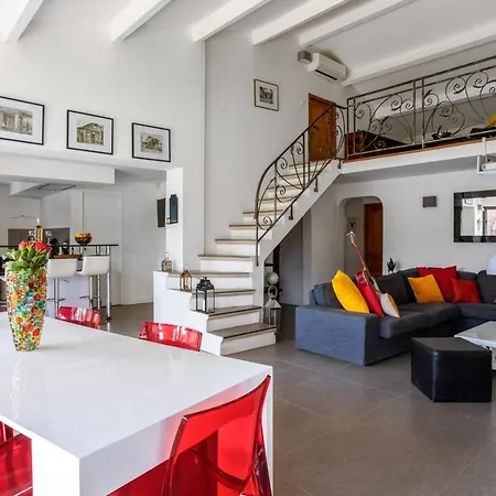 Massilia - Welkeys Villa Aubagne